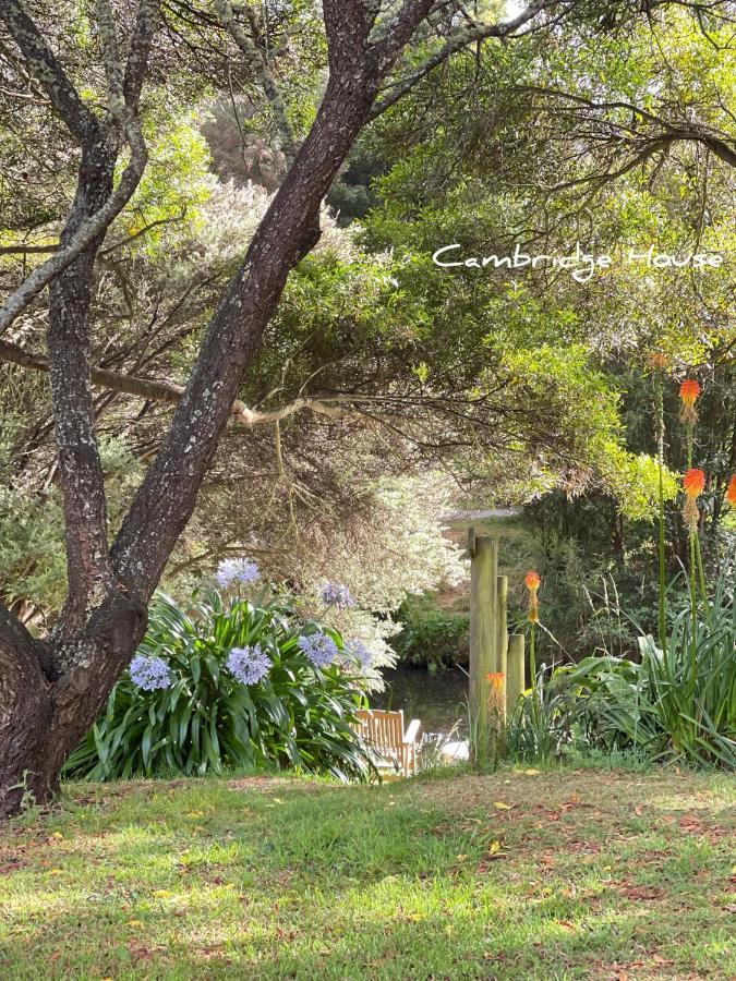 Bed and Breakfast Cambridge House Breakfast & Bed Geeveston Екстер'єр фото