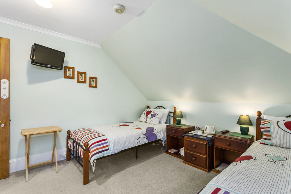Bed and Breakfast Cambridge House Breakfast & Bed Geeveston Екстер'єр фото