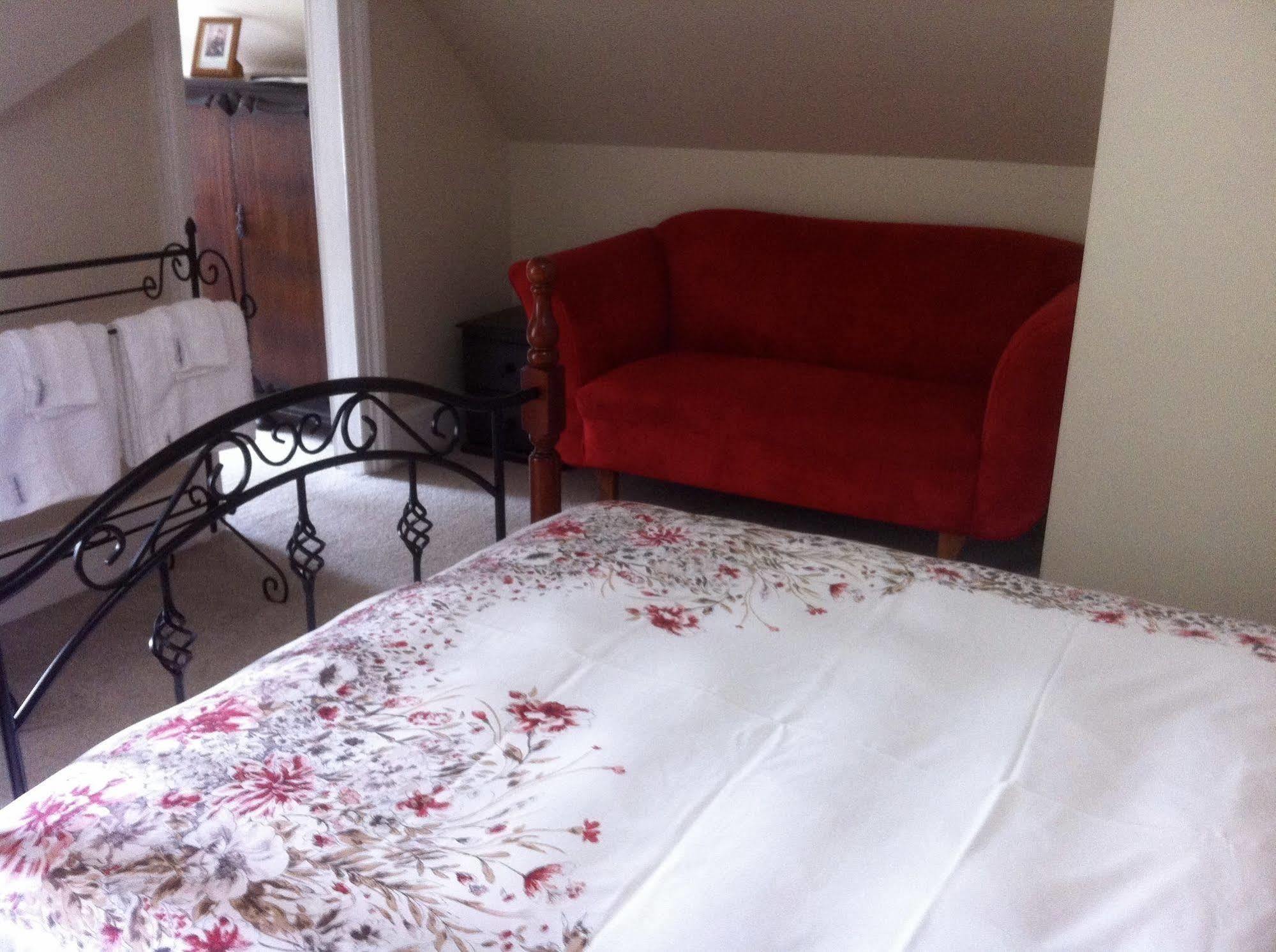 Bed and Breakfast Cambridge House Breakfast & Bed Geeveston Екстер'єр фото
